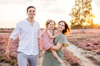 Familienfotos und Kinderfotos natürlich und lebendig in Dresden-56.jpg